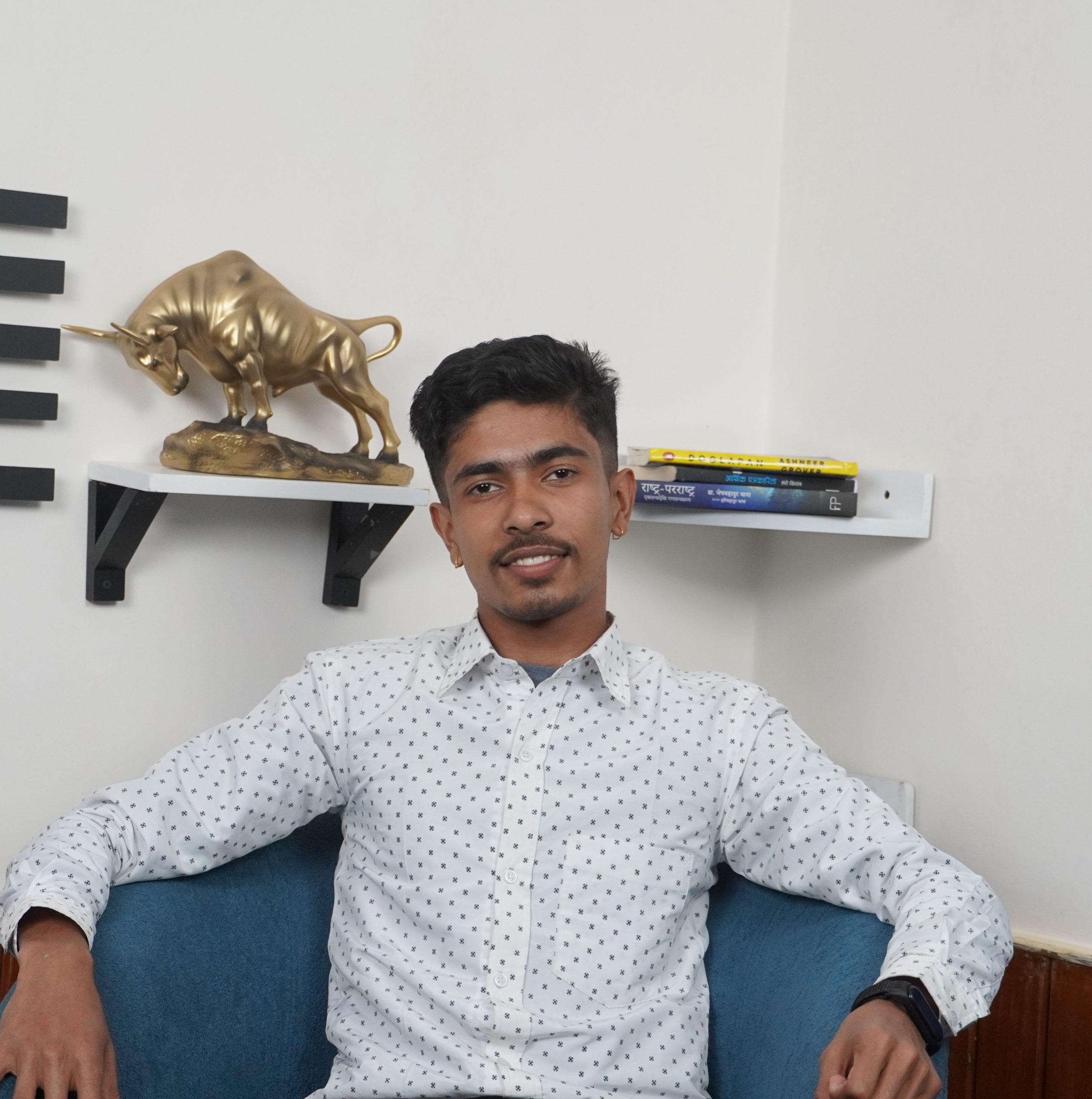 धिरज पौड्याल