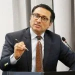 सरकार लोकप्रियताका लागि सेयर बजार ‘बम्प’ गरेर ‘डम्प’ गर्दैन: अर्थमन्त्री वाग्ले
