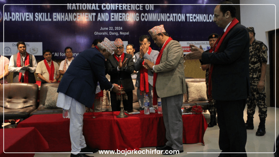 ‘नेपालको श्रमबजारलाई विदेशिनबाट रोक्नुपर्ने’