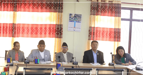 संसद भवनको निर्माण ढिलाई: सभामुख घिमिरेले गरे उपप्रधानसहित अधिकारीहरुसँग छलफल