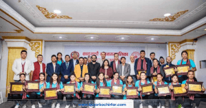 महिला भलिबल टिमलाई काठमाडौँ महानगरले जनही एक लाख नगदसहित सम्मान गर्यो