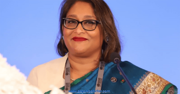 हसिनाकी छोरी भन्छिन्, “दु:खद घडीमा आमालाई अंगालो हाल्न पनि सकिन”