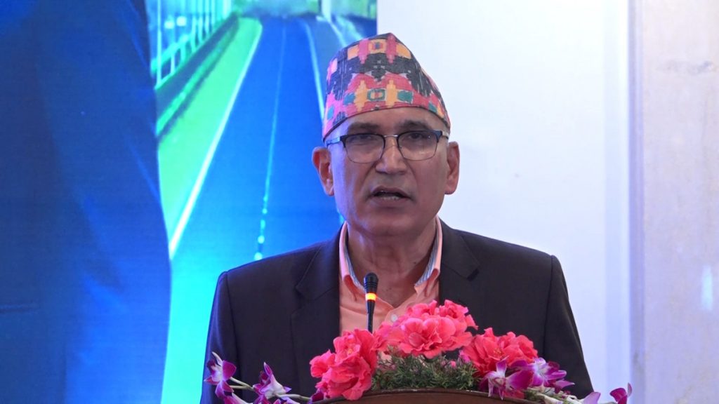 अर्थमन्त्रीको दाबीः नयाँ सरकार बनेको एक महिनामै राजश्व २० प्रतिशतले बढ्यो