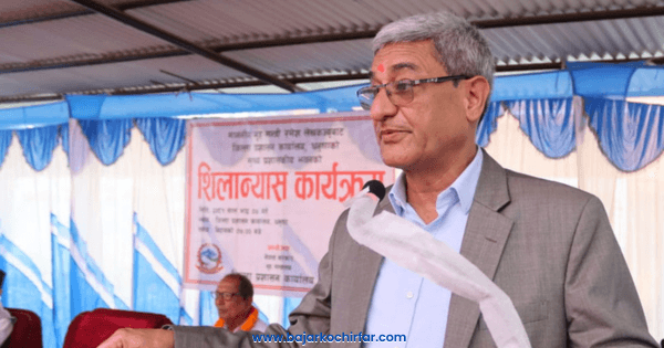 ठूला दलको समिकरणले मुलुकका समस्या समाधान गर्न सहज हुन्छ- गृहमन्त्री लेखक