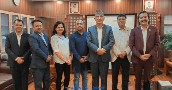 अर्थमन्त्रीलाई भेटेर लगानीकर्ताहरूले राखे चार नीतिगत संशोधनको माग