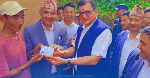 ‘हेर्ने कथा’का पात्र प्रकाशले पाए नेपाली नागरिकता