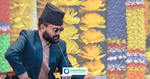 काठमाडौं महानगरपालिकाभित्र तिहारमा प्लास्टिकका फूलमाला बेचे कारबाही हुने