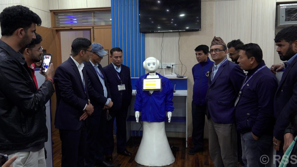 नेपाल टेलिकमले अब रोबोट बाट सेवा सञ्चालन गर्ने