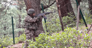 काश्मीरमा भारत र पाकिस्तानबीच लगातार तेस्रो रात गोली हानाहान