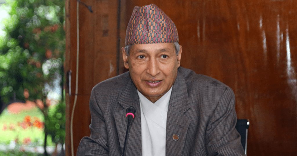 पूर्वअर्थमन्त्री खतिवडा भन्छन्, “५ प्रतिशत भन्दा माथिको आर्थिक वृद्धिदर हाँसिल गर्न ऋण लिनैपर्छ”