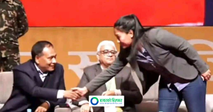 पुराना शक्तिलाई फेरि कुर्सीमा फर्कन नदिन वैकल्पिक शक्तिबीच एकता आवश्यक छ: सुमना श्रेष्ठ
