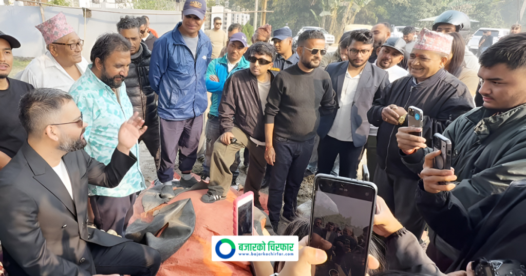 झापा-५ मा बालेनलाई मतदाताको र्‍याखर्‍याख्ती: काठमाडौंको फोहोर र सुकुम्बासी बस्तीबारे सोधे यस्तो प्रश्न