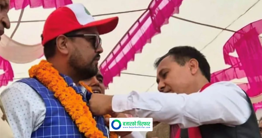 नवलपरासीमा रास्वपालाई झट्का: जिल्ला सभापति ठकुरी कांग्रेसमा प्रवेश