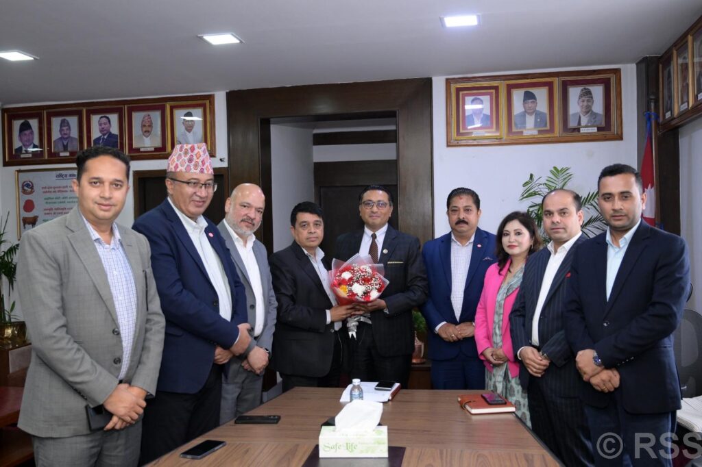 निजी क्षेत्रले अब घुस खुवाउन, लाइन लाग्न र थुनिनु पर्दैन: अर्थमन्त्री वाग्ले