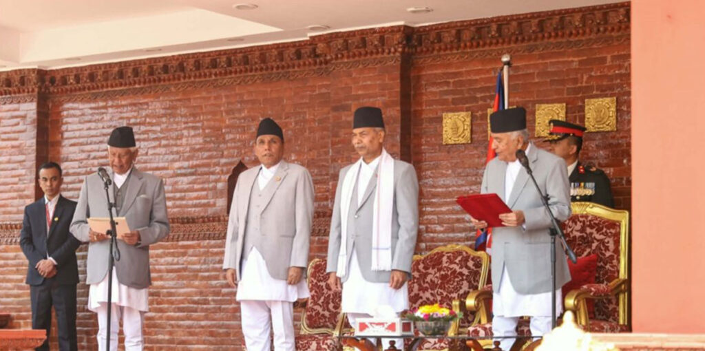ज्येष्ठ सदस्य अर्जुननरसिंह केसीले लिए शपथ, २७४ सांसदलाई शपथ खुवाउने बाटो खुल्यो