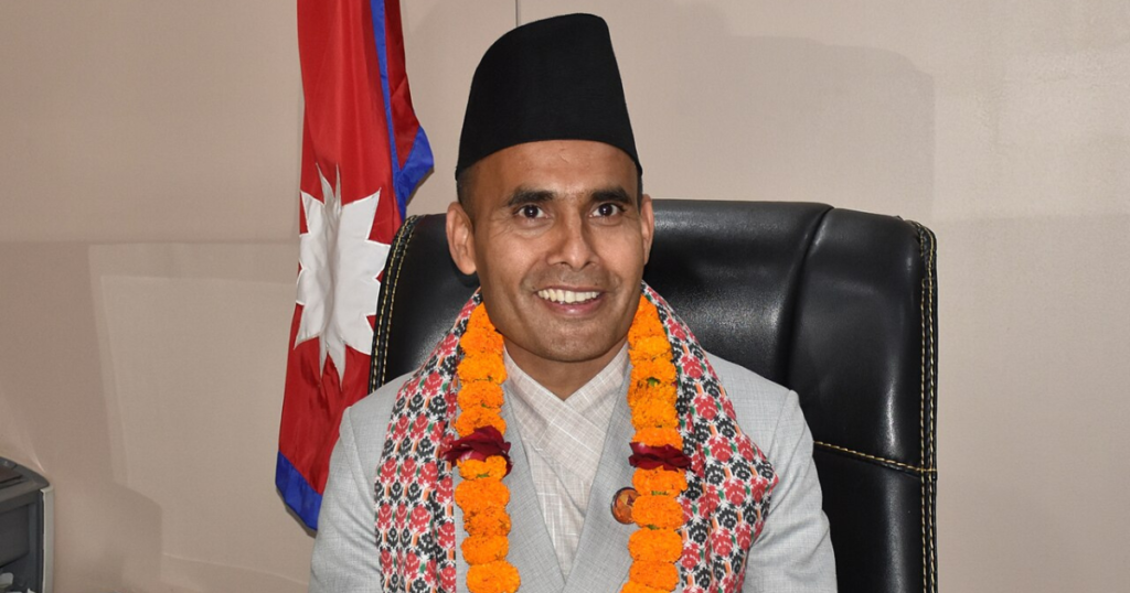 सार्वजनिक बिदामा पनि हुलाकबाट सामान पठाउन र बुझ्न सकिने, भन्सार र बैंक पनि खुल्ने