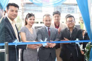 टाइल निर्माता कम्पनी कजारियाले इमाडोलमा खोल्यो नयाँ शोरुम