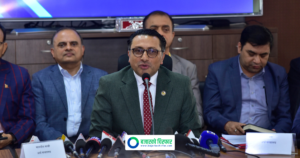 ५ प्रतिशत बढी कर तिर्न तयार छौं, तर फाइनल गरिदिनुस् भन्दै लगानीकर्ता लाइन लागेर आएका थिए: अर्थमन्त्री वाग्ले