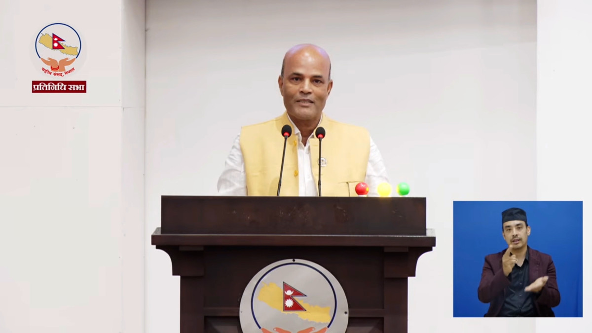 ठूलो फुकिएको बेलुन जस्तो बजेट आयो, यो कार्यान्वयन हुँदैनः रास्वपा सांसद सिंह