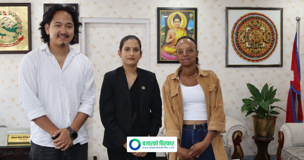 ज्योति महतसँग मन्त्री सिता बादीको भेट, उपचारदेखि आत्मनिर्भरतासम्म सहयोग गर्ने प्रतिबद्धता
