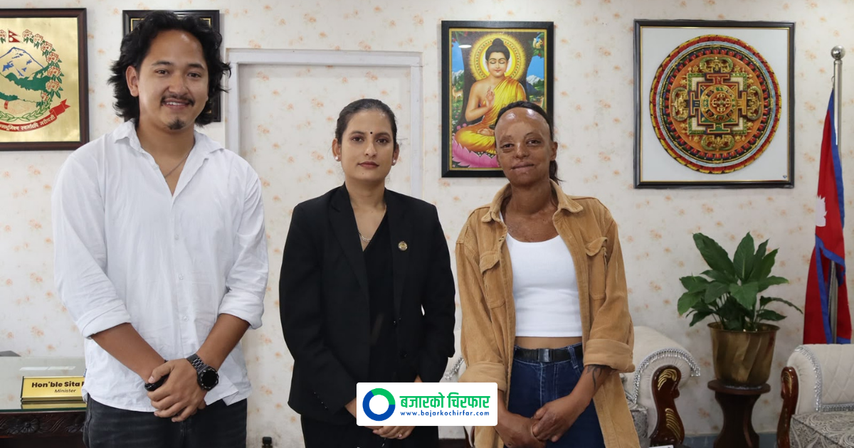ज्योति महतसँग मन्त्री सिता बादीको भेट, उपचारदेखि आत्मनिर्भरतासम्म सहयोग गर्ने प्रतिबद्धता